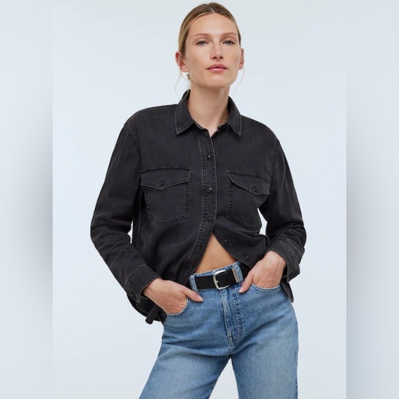 Madewell Tops - Madewell Denim Western Button-Up Shirt in Lunar Wash Size Small 100% Cotton